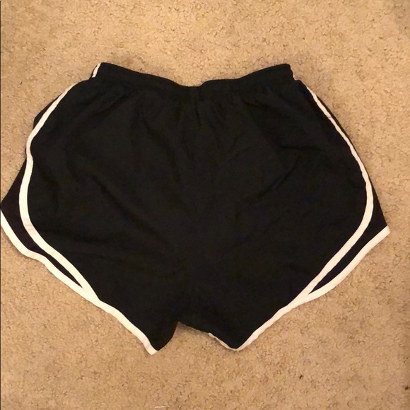 Nike tempo shorts - black & white - Picture 2 of 3